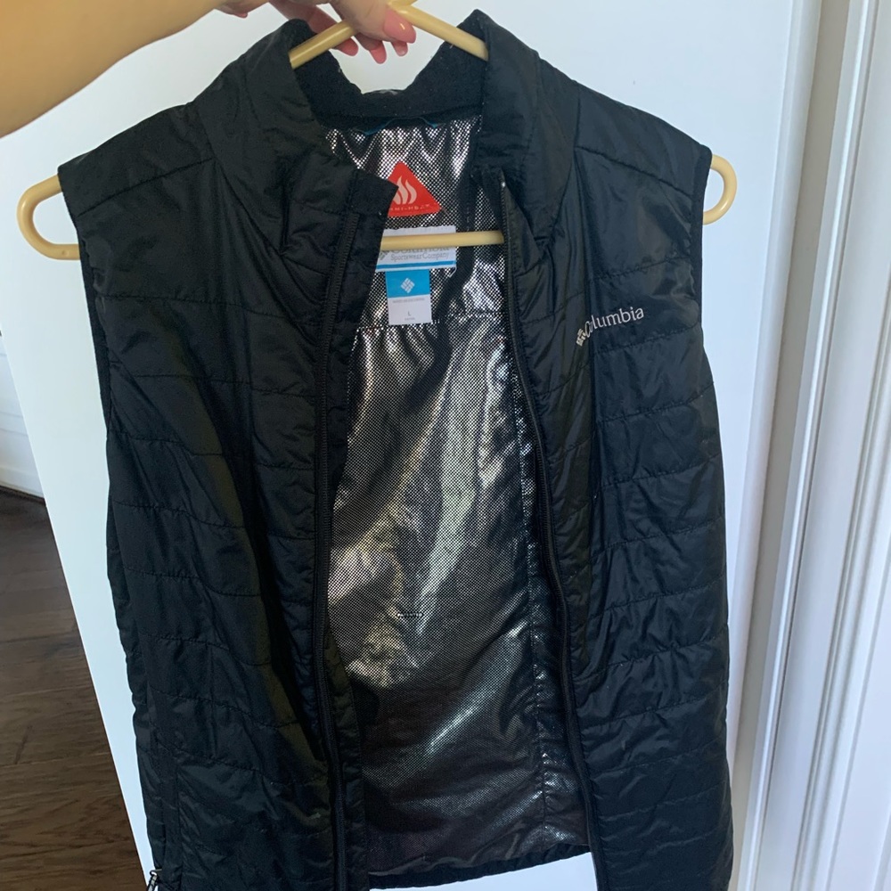 Light weight Columbia vest